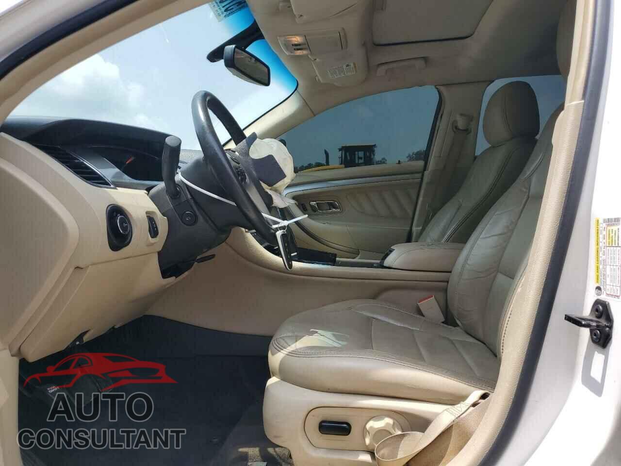 FORD TAURUS 2013 - 1FAHP2E82DG194722