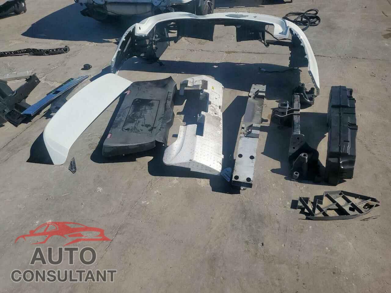 PORSCHE CAYENNE 2019 - WP1AA2AY5KDA11281