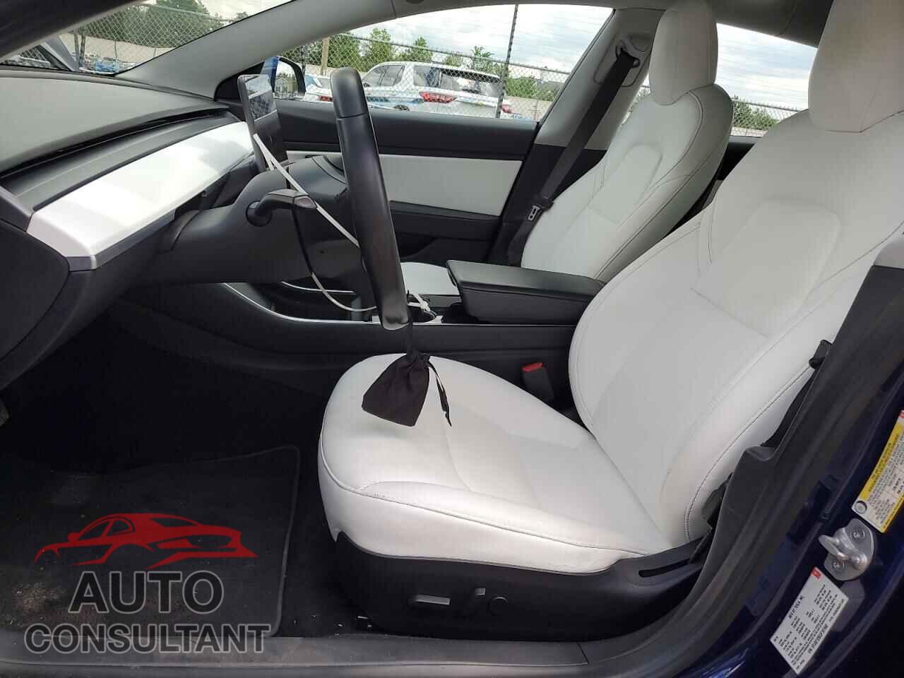 TESLA MODEL 3 2018 - 5YJ3E1EB2JF101042