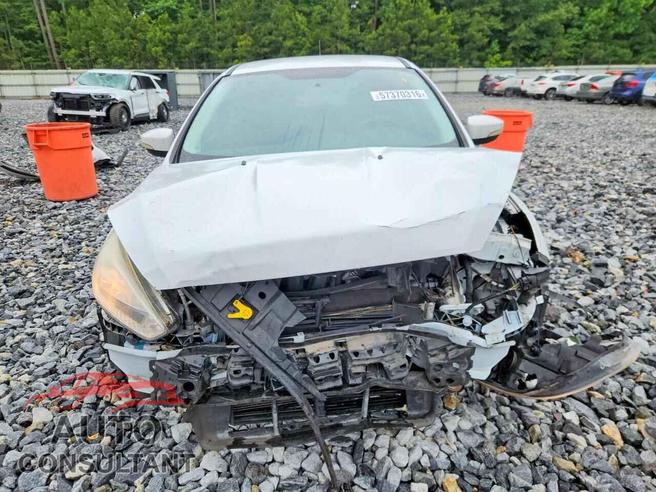 FORD FOCUS 2017 - 1FADP3K2XHL326918