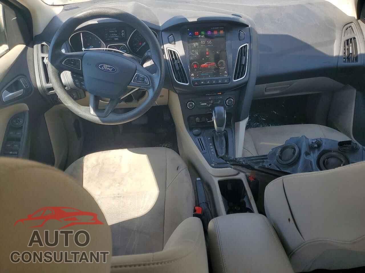 FORD FOCUS 2018 - 1FADP3F21JL211043