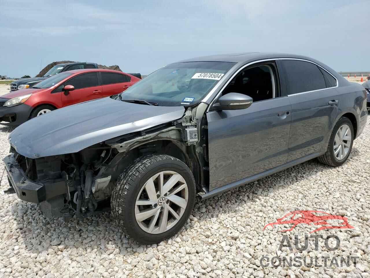 VOLKSWAGEN PASSAT 2018 - 1VWBA7A35JC003061