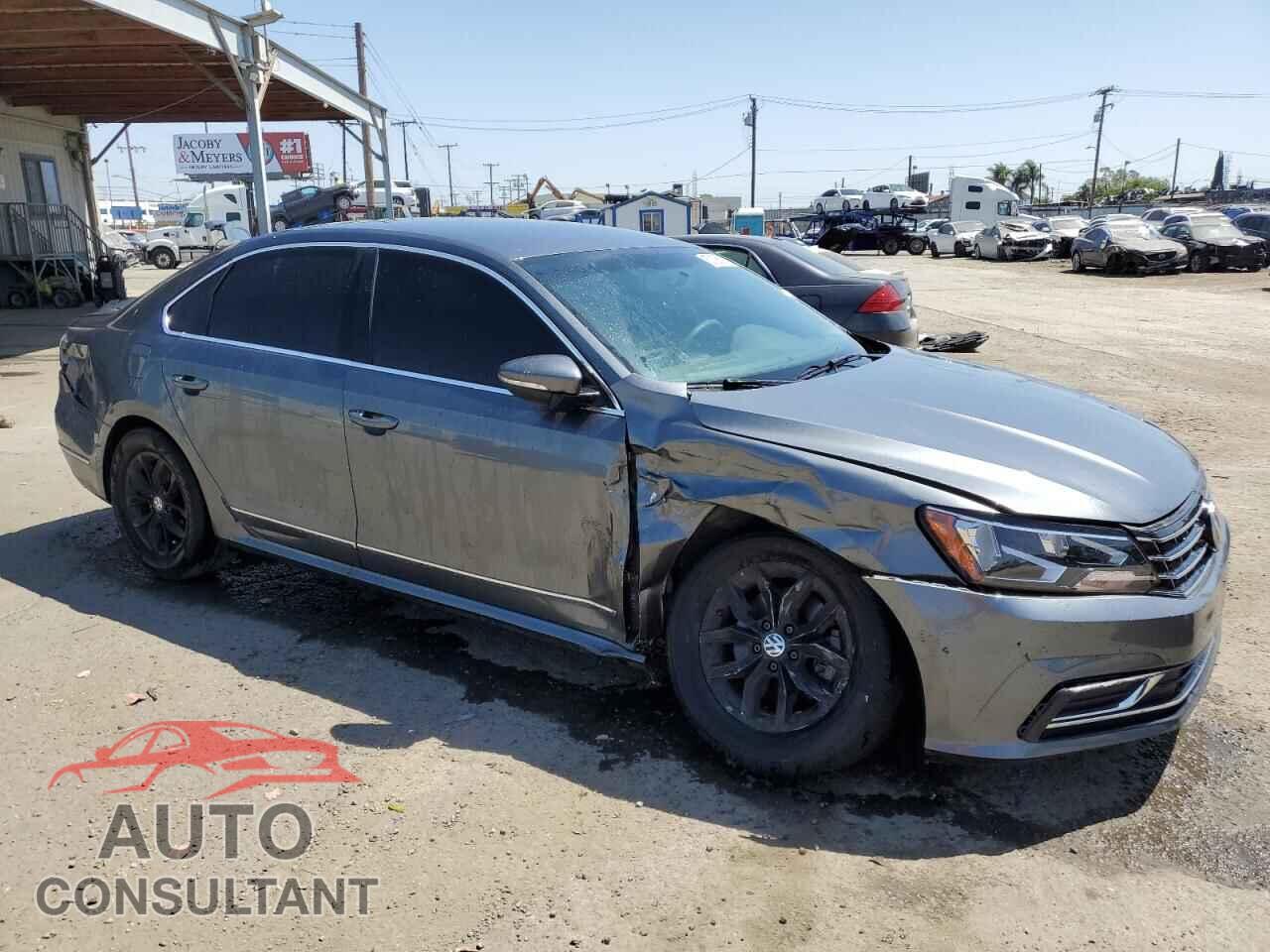 VOLKSWAGEN PASSAT 2017 - 1VWAT7A36HC007975