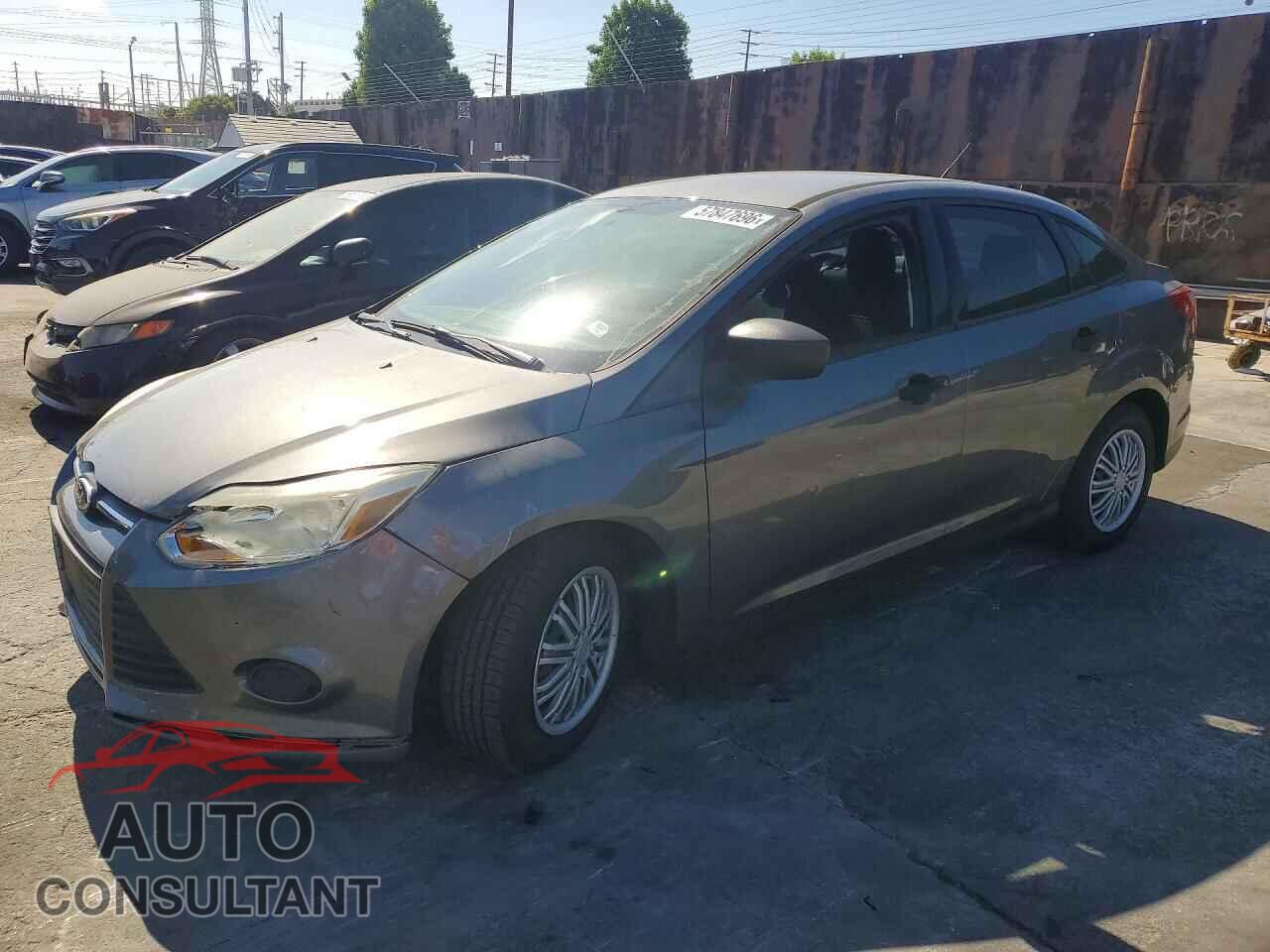 FORD FOCUS 2014 - 1FADP3E23EL453856