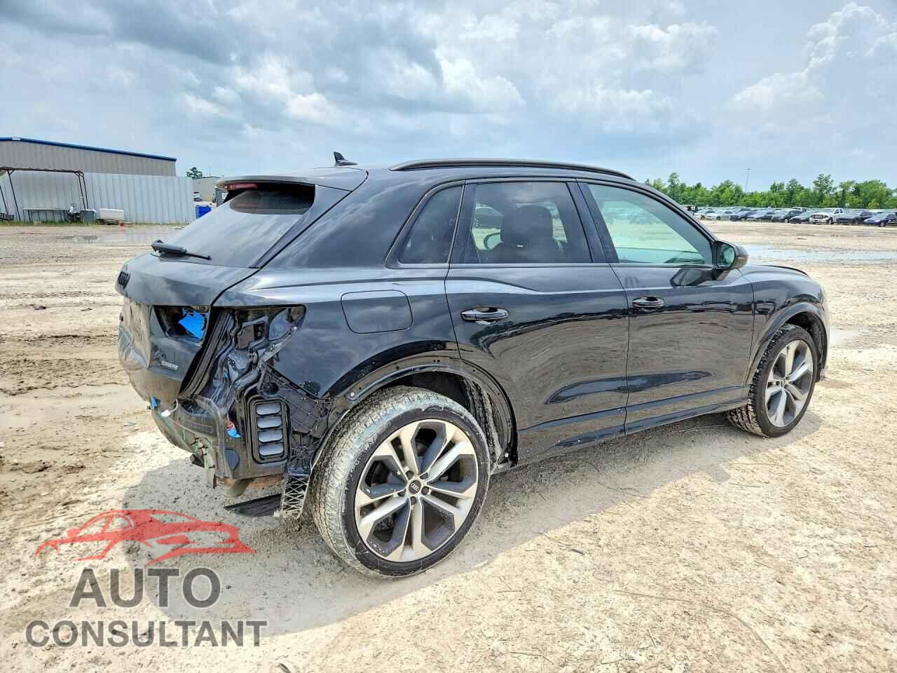 AUDI Q3 2021 - WA1DECF37M1035702