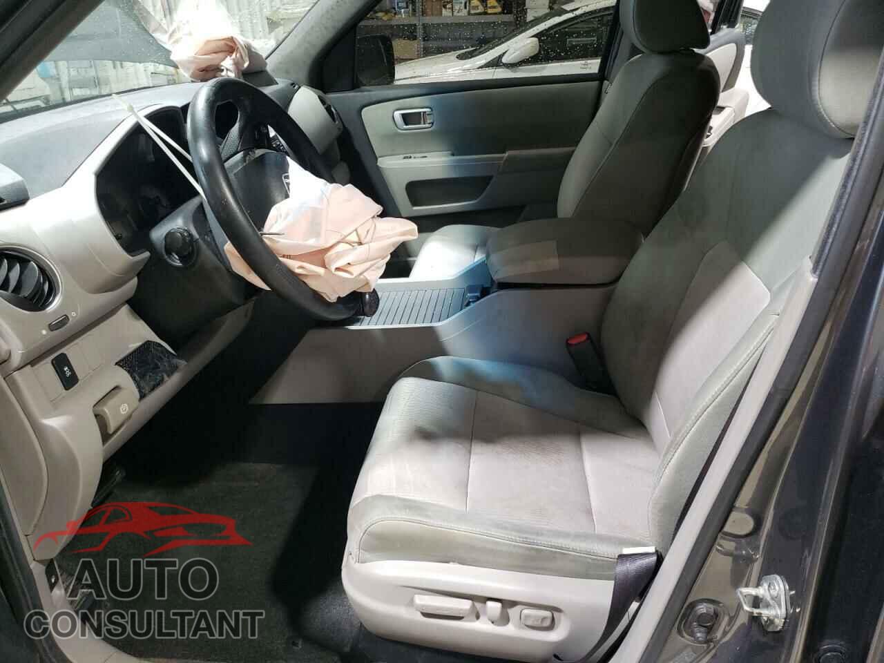 HONDA PILOT 2012 - 5FNYF4H46CB041111