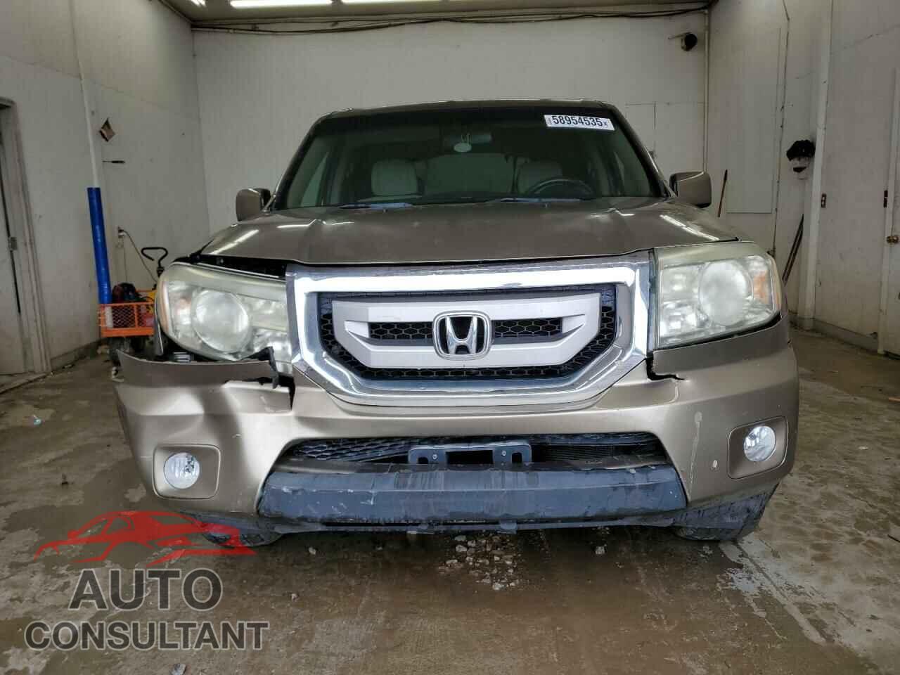 HONDA PILOT 2011 - 5FNYF3H45BB056000