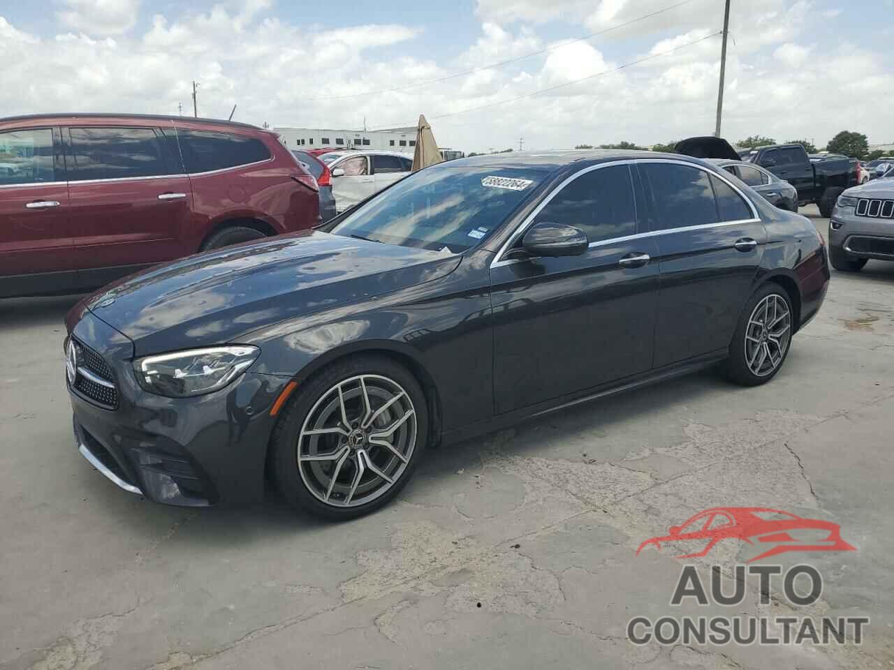 MERCEDES-BENZ E-CLASS 2021 - W1KZF8DB2MA885890
