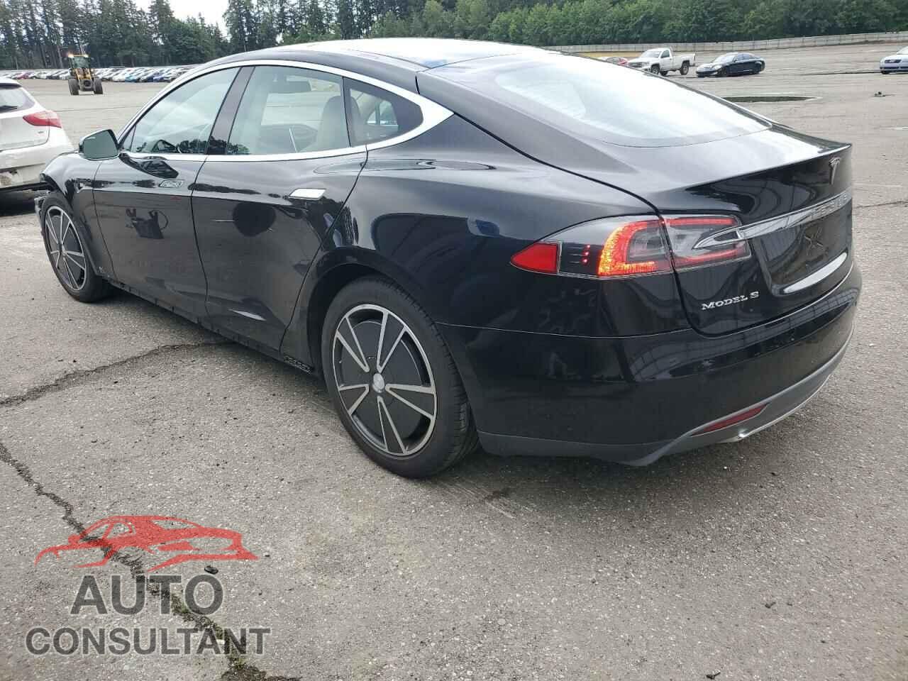 TESLA MODEL S 2013 - 5YJSA1DN0DFP20097