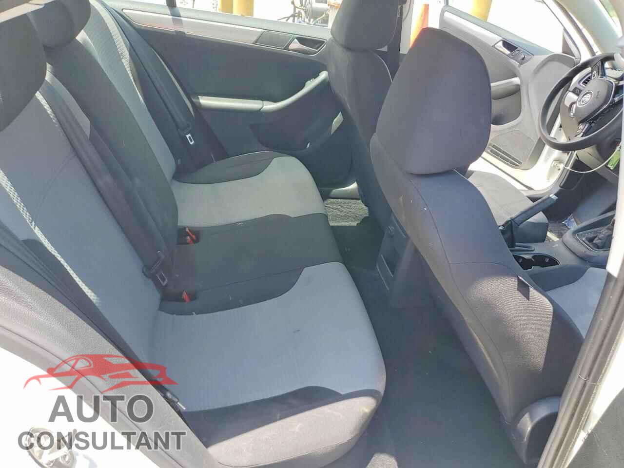VOLKSWAGEN JETTA 2017 - 3VW2B7AJ9HM322192