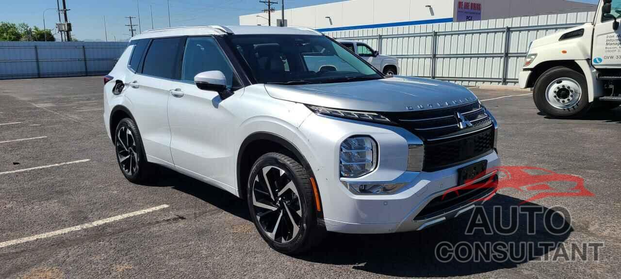 MITSUBISHI OUTLANDER 2022 - JA4J3VA80NZ009291