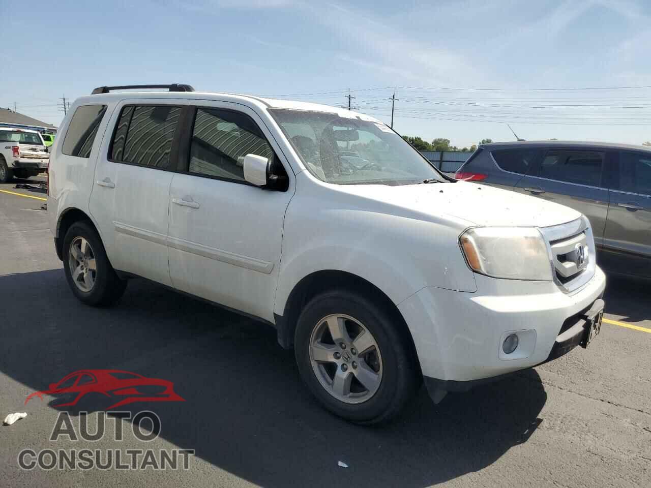 HONDA PILOT 2011 - 5FNYF4H52BB107032