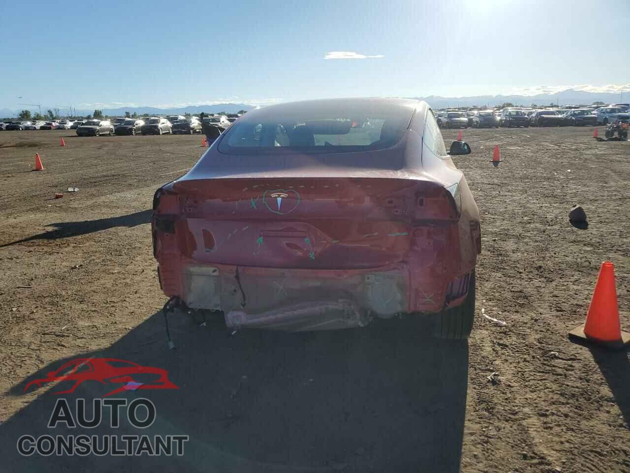 TESLA MODEL 3 2023 - 5YJ3E1EA8PF709695