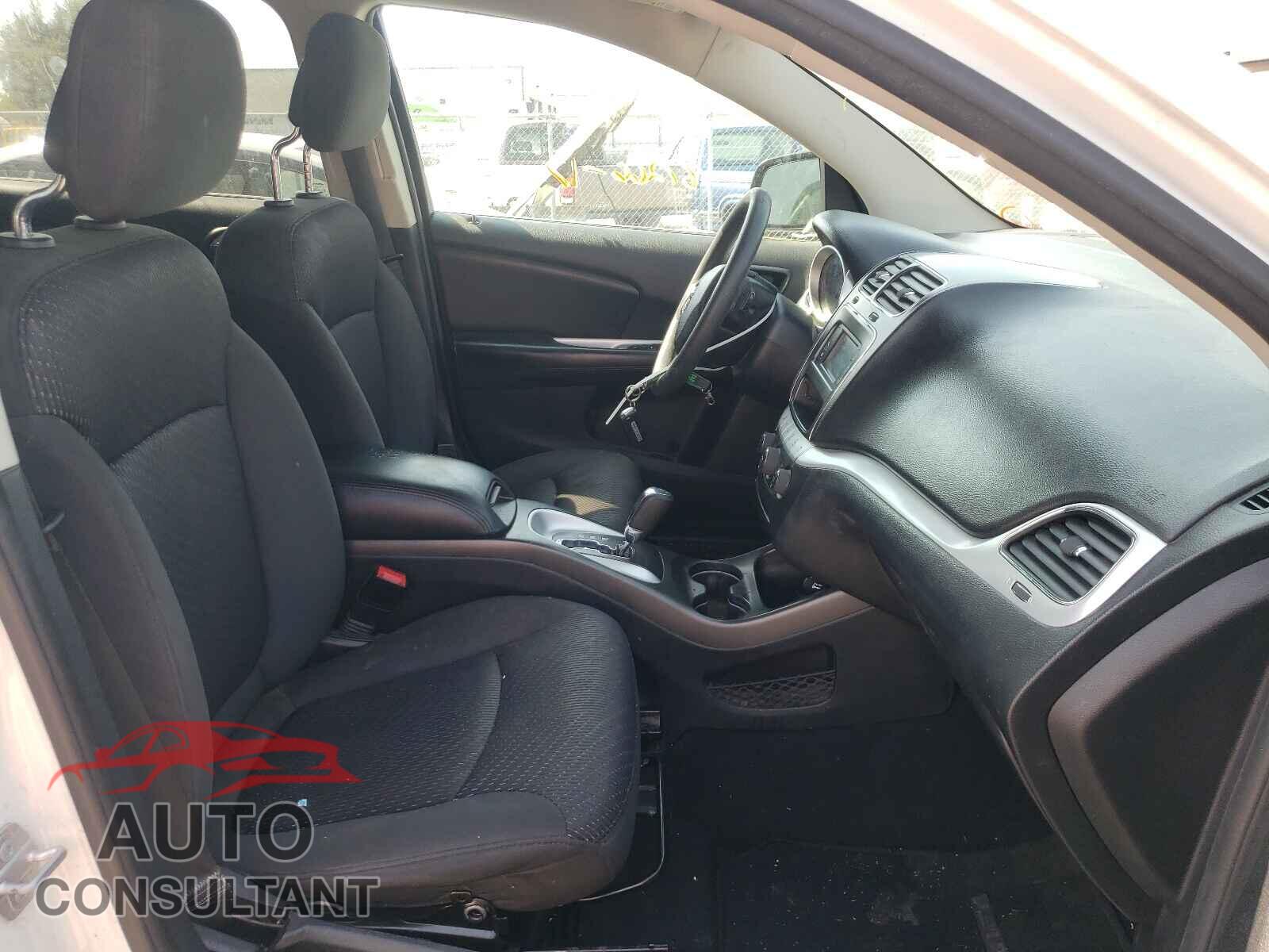 DODGE JOURNEY 2017 - 3C4PDCAB2HT621999