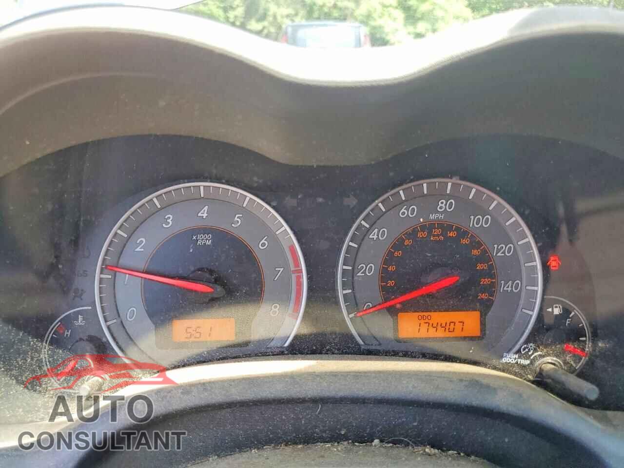 TOYOTA COROLLA 2010 - 2T1BU4EEXAC233982