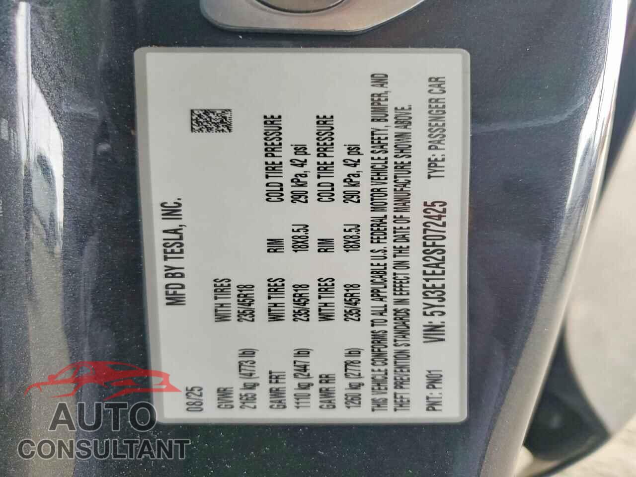 TESLA MODEL 3 2025 - 5YJ3E1EA2SF072425