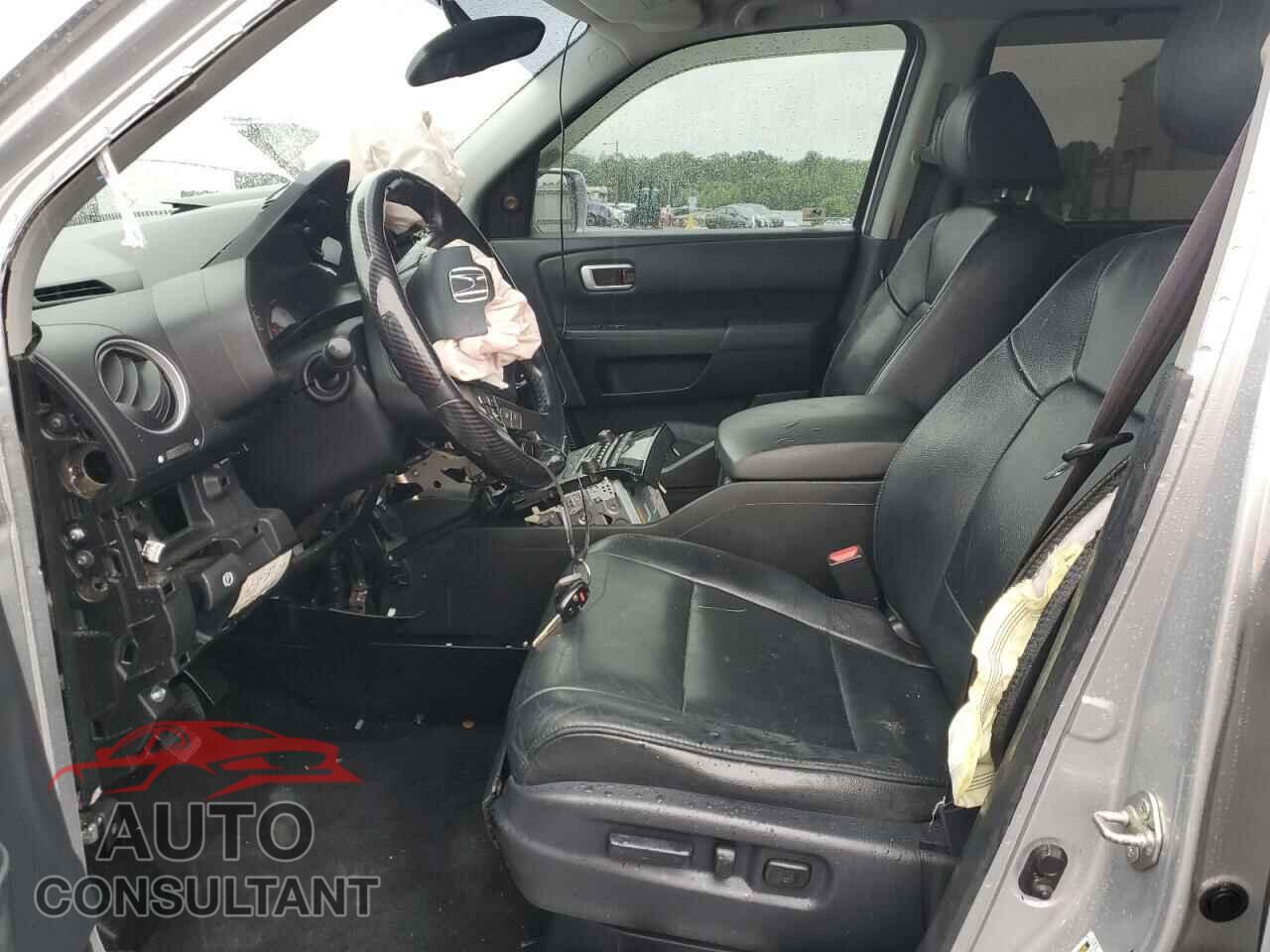 HONDA PILOT 2013 - 5FNYF4H99DB083396