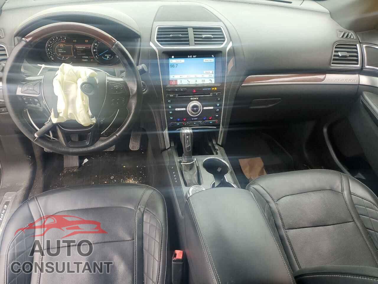 FORD EXPLORER 2018 - 1FM5K8HT9JGB29209
