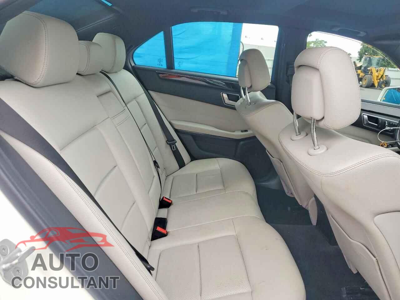 MERCEDES-BENZ E-CLASS 2014 - WDDHF5KB8EB017725