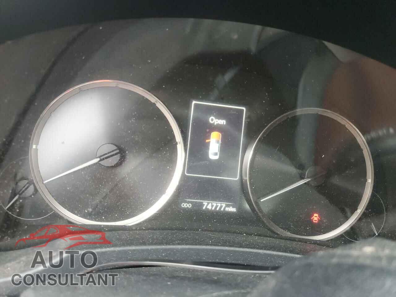 LEXUS IS 2020 - JTHAA1D20L5107400