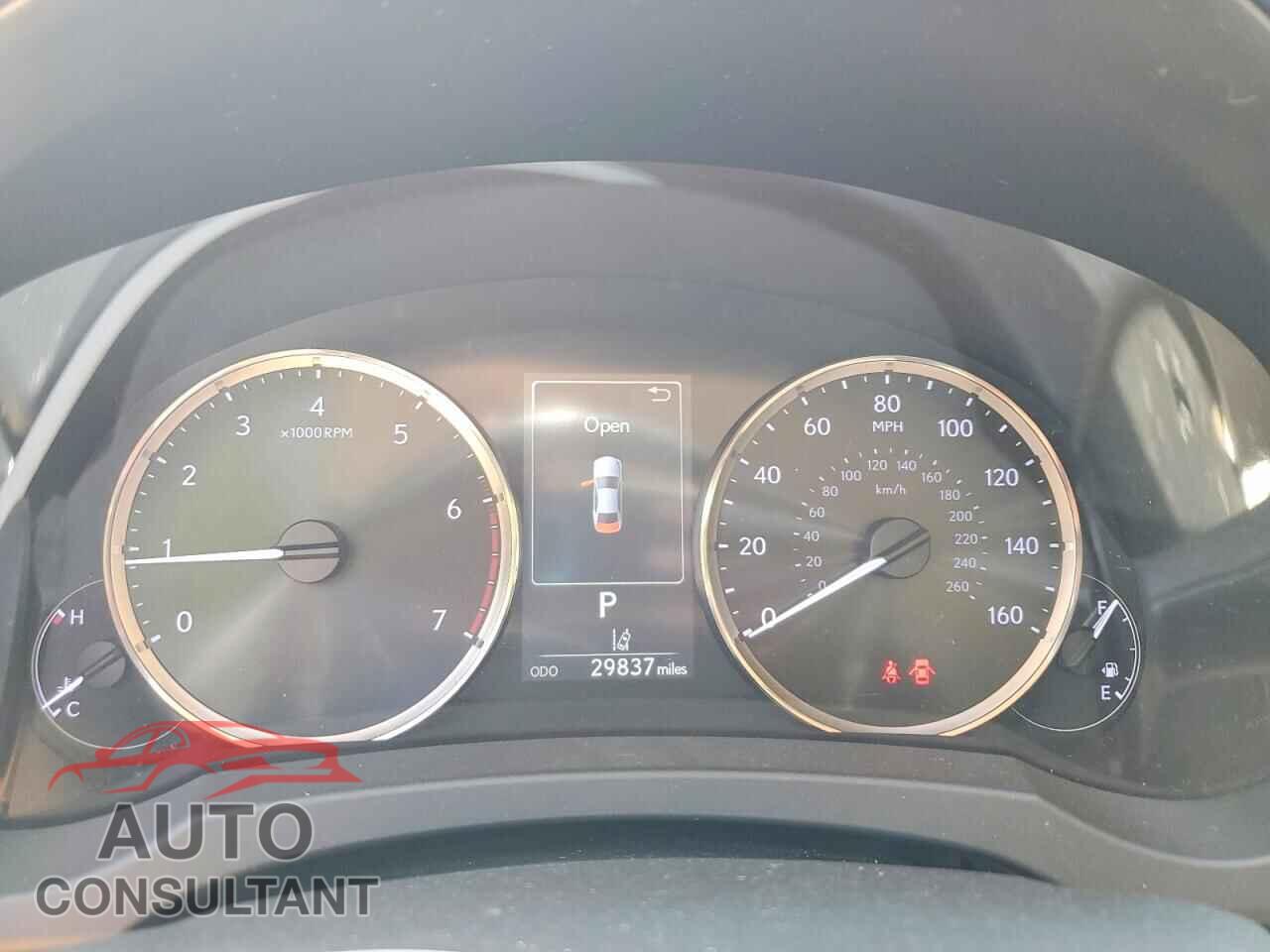 LEXUS IS 2018 - JTHBA1D26J5065669