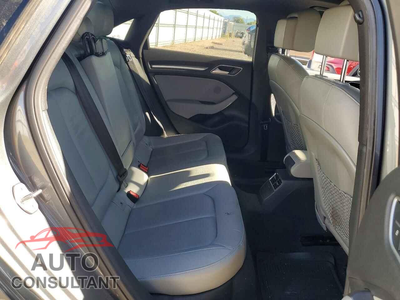 AUDI A3 2017 - WAUB8GFF2H1024471