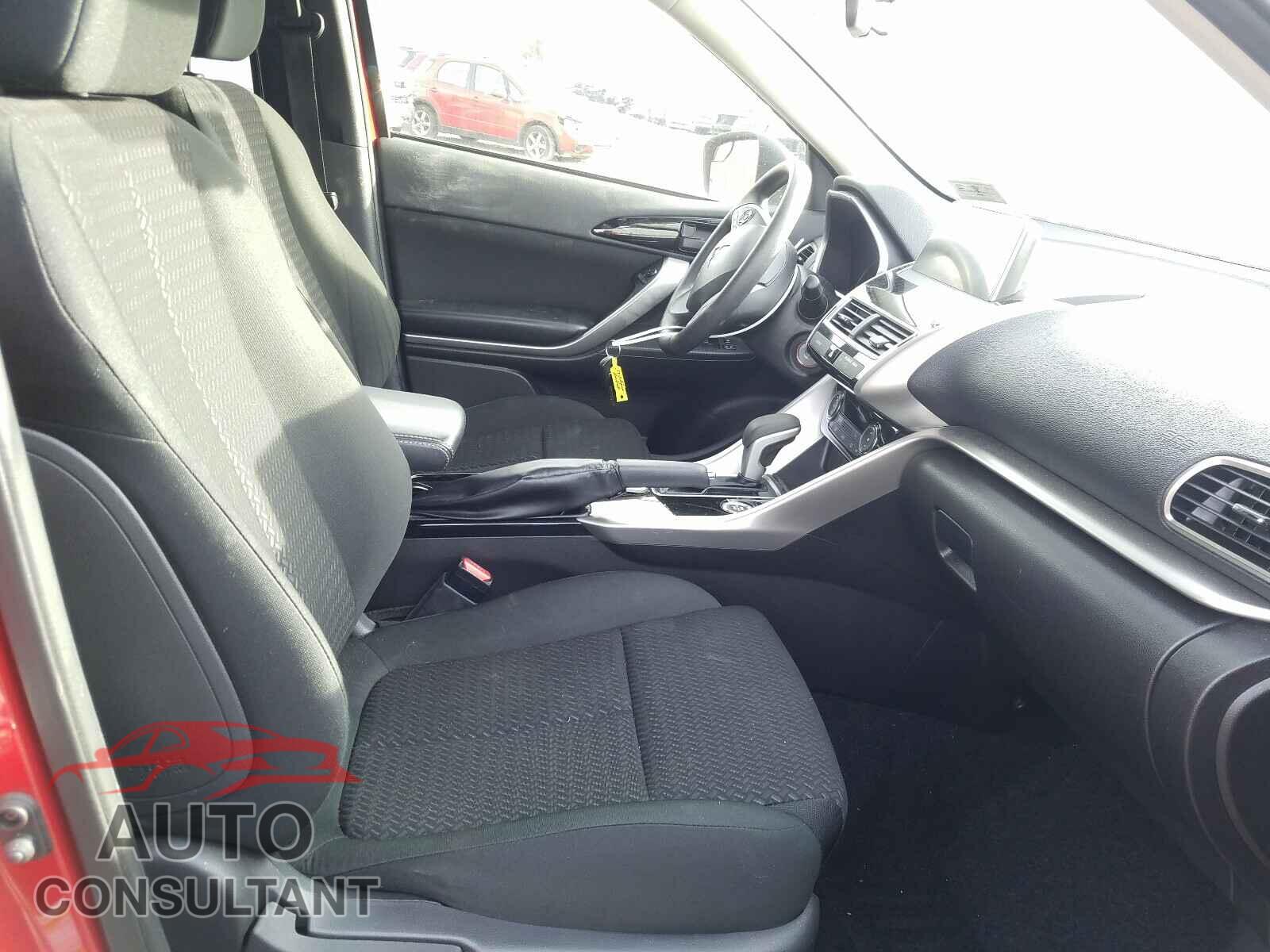 MITSUBISHI ECLIPSE 2018 - JA4AT4AA1JZ057017
