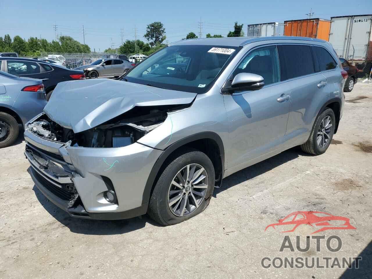 TOYOTA HIGHLANDER 2018 - 5TDJZRFH0JS553399