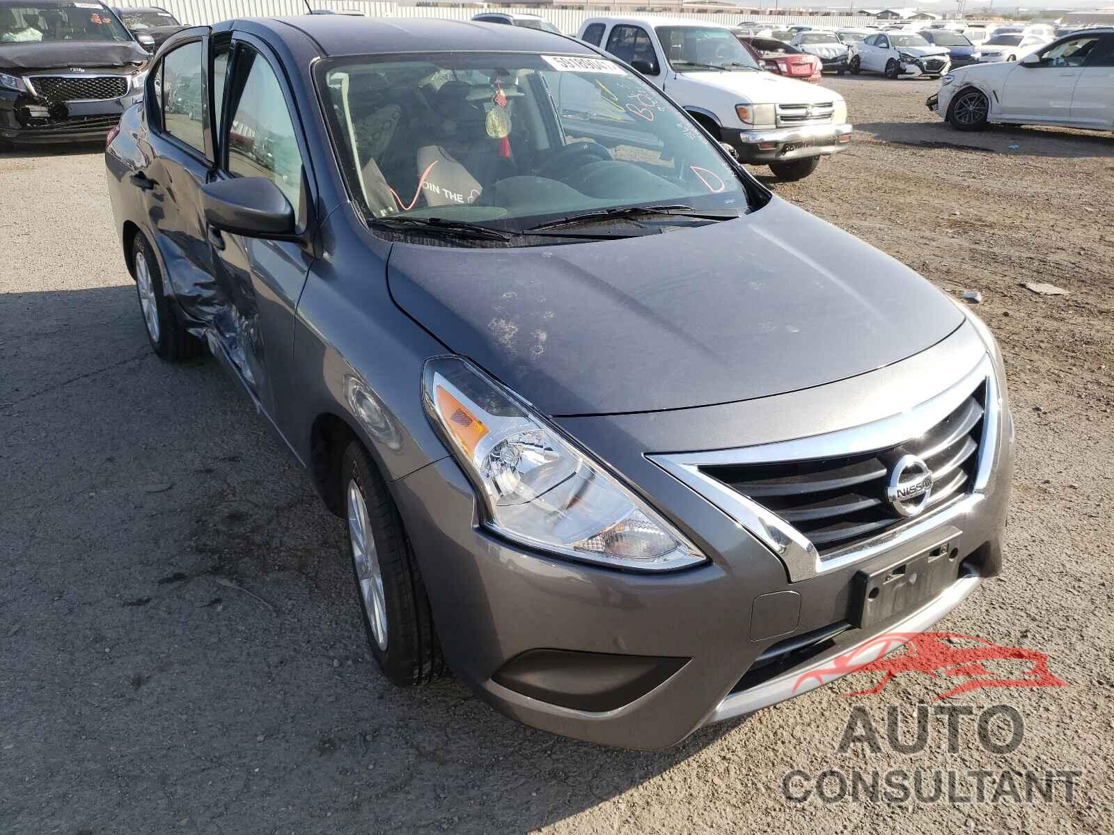 NISSAN VERSA 2019 - 3N1CN7AP8KL826929