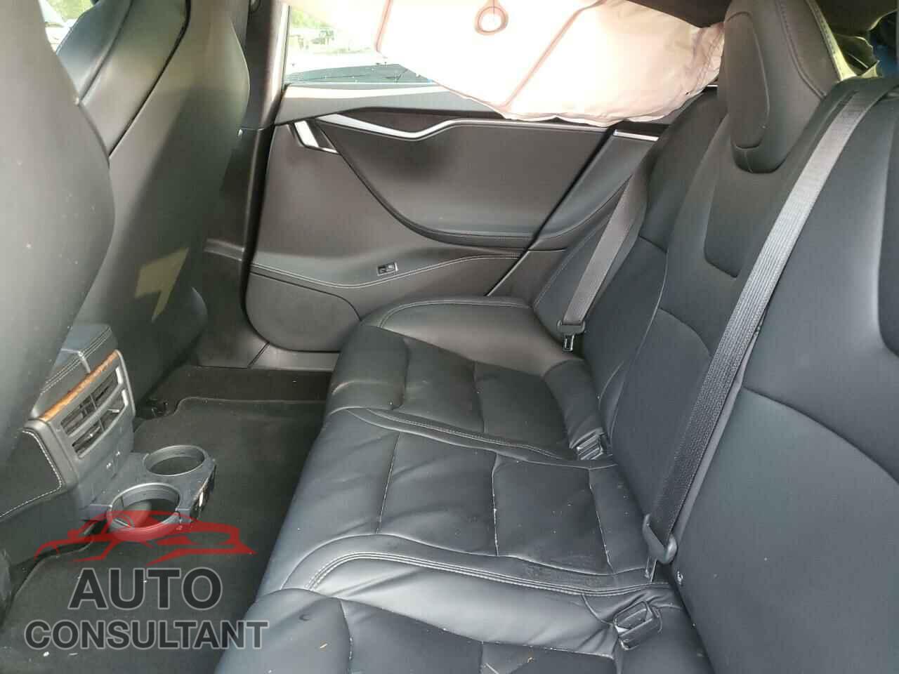 TESLA MODEL S 2019 - 5YJSA1E20KF311745