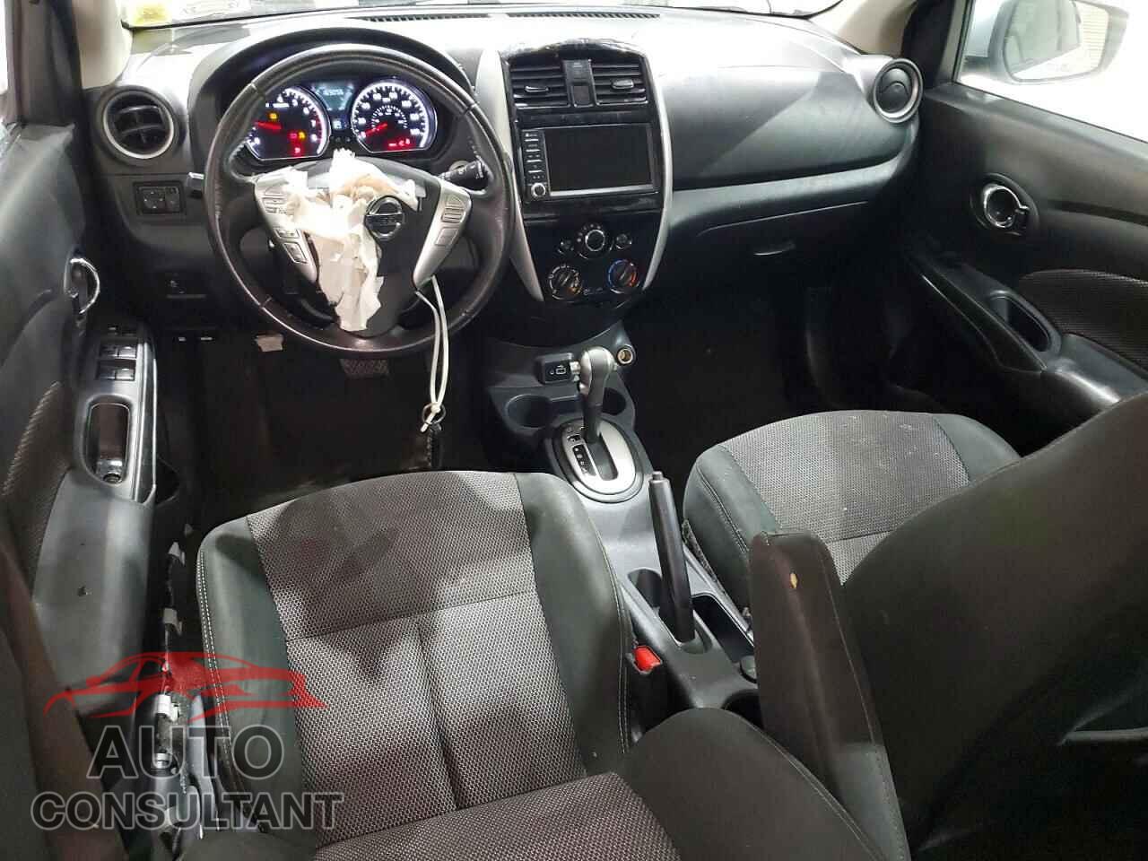 NISSAN VERSA 2019 - 3N1CN7AP3KL831942