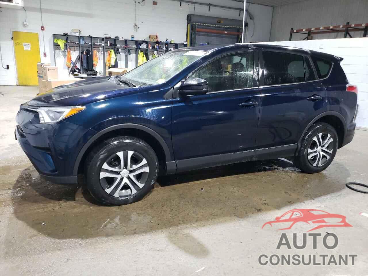 TOYOTA RAV4 2017 - JTMBFREV6HD220831