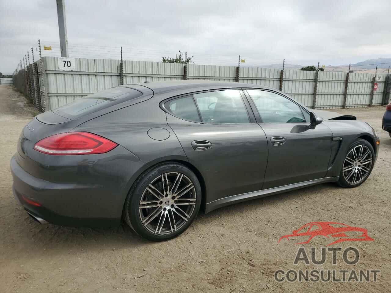 PORSCHE PANAMERA 2015 - WP0AA2A77FL005700