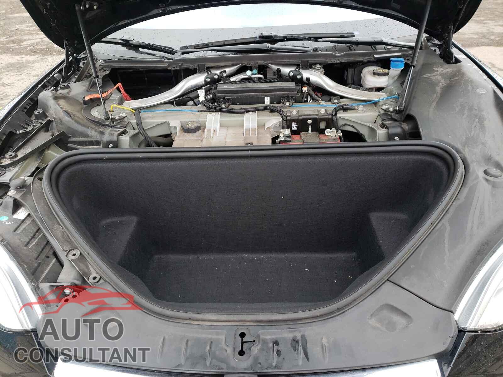 TESLA MODEL S 2018 - 5YJSA1E29JF261278