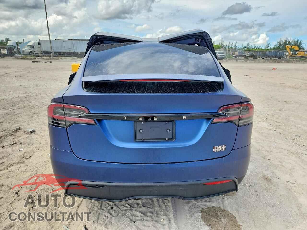 TESLA MODEL X 2024 - 7SAXCBE67RF458537