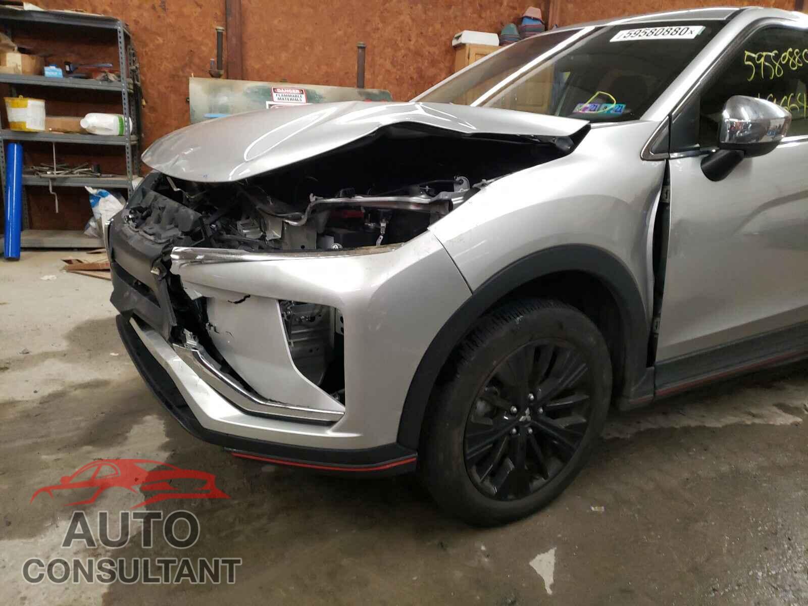 MITSUBISHI ECLIPSE 2019 - JA4AT4AA0KZ028576