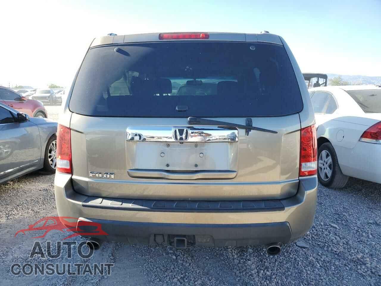 HONDA PILOT 2011 - 5FNYF3H79BB014679