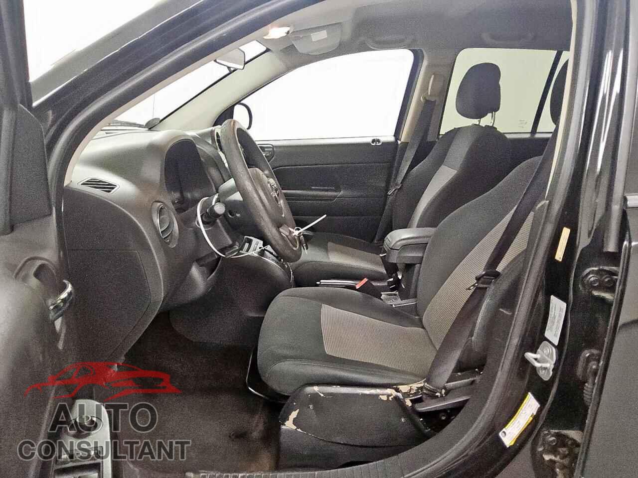 JEEP COMPASS 2015 - 1C4NJCBA3FD104610