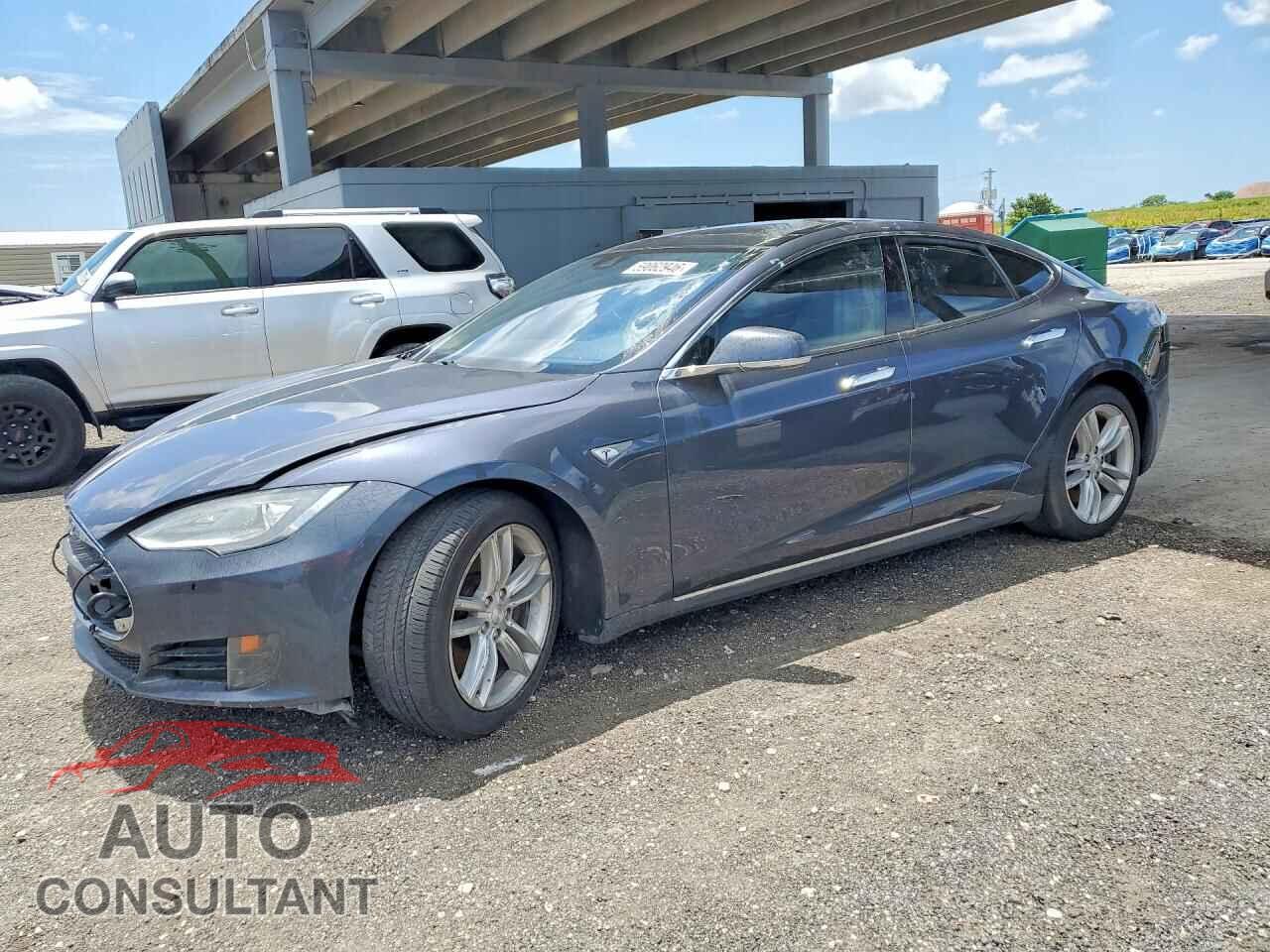 TESLA MODEL S 2016 - 5YJSA1E11GF130197