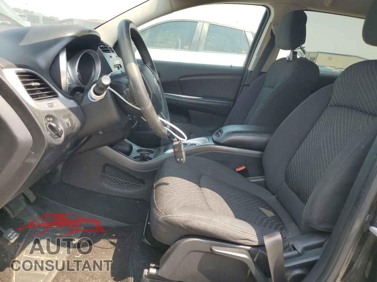 DODGE JOURNEY 2013 - 3C4PDCBB4DT530399