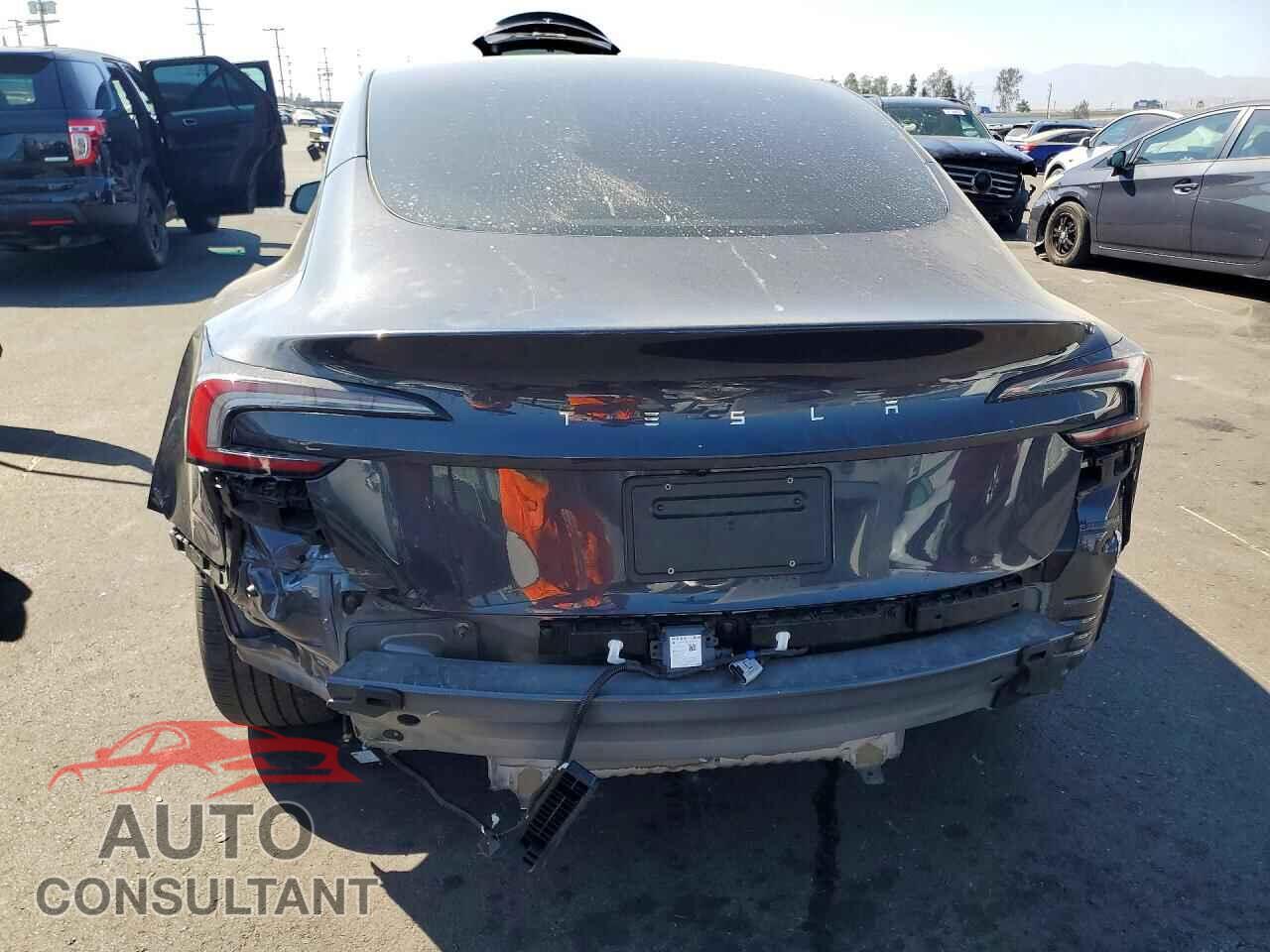 TESLA MODEL 3 2024 - 5YJ3E1EA7RF748135