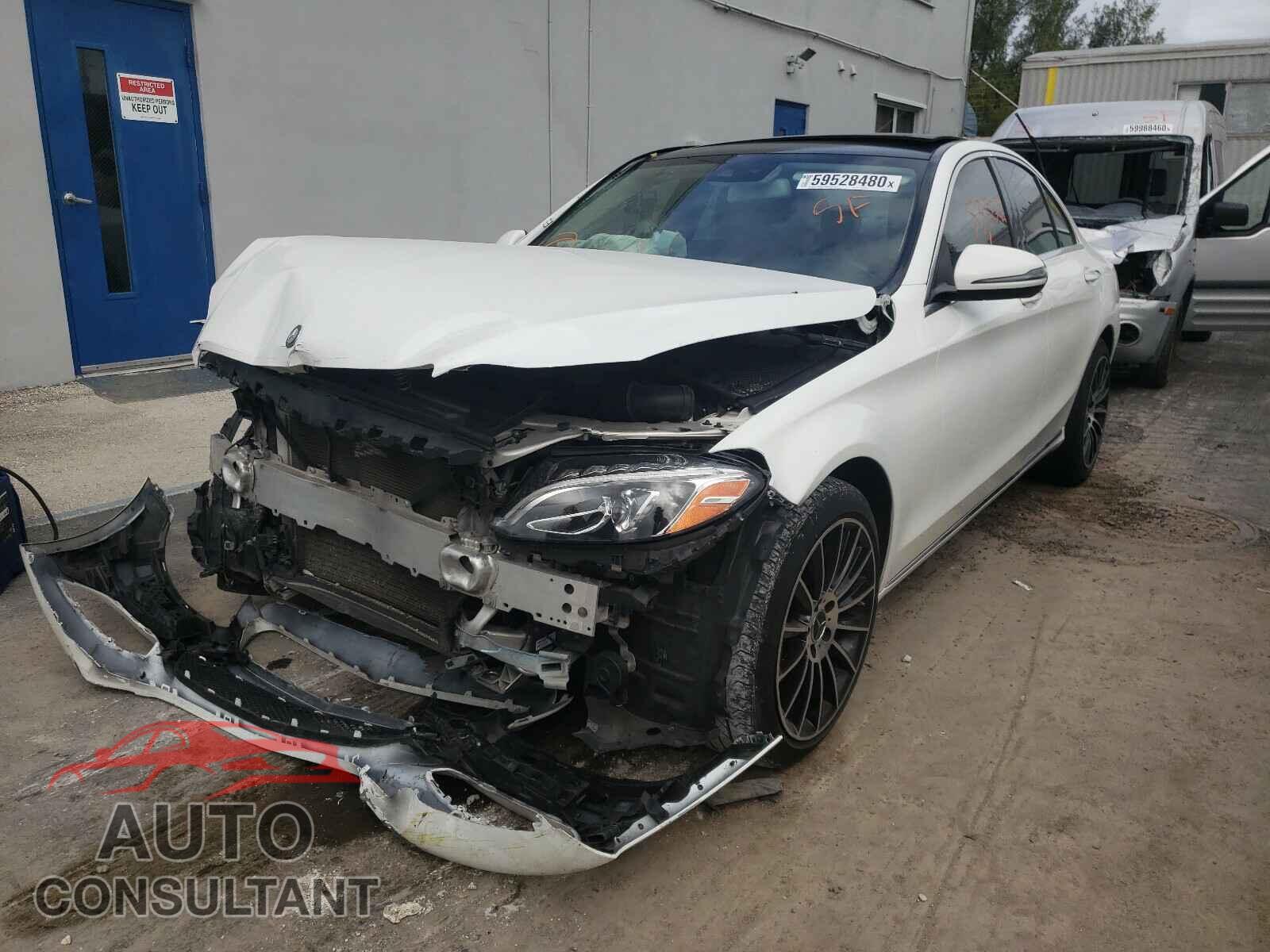 MERCEDES-BENZ C CLASS 2016 - 55SWF4JBXGU131270