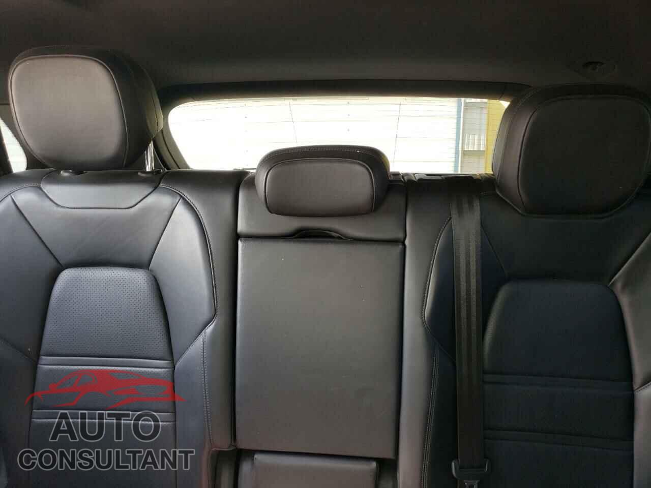PORSCHE CAYENNE 2019 - WP1AA2AY2KDA02103