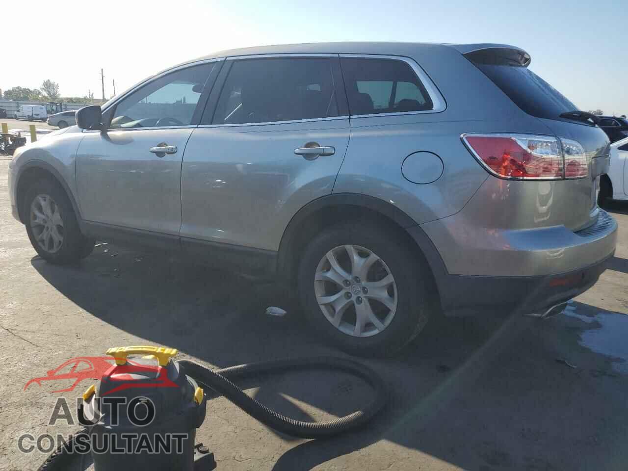 MAZDA CX-9 2011 - JM3TB2CA1B0302883
