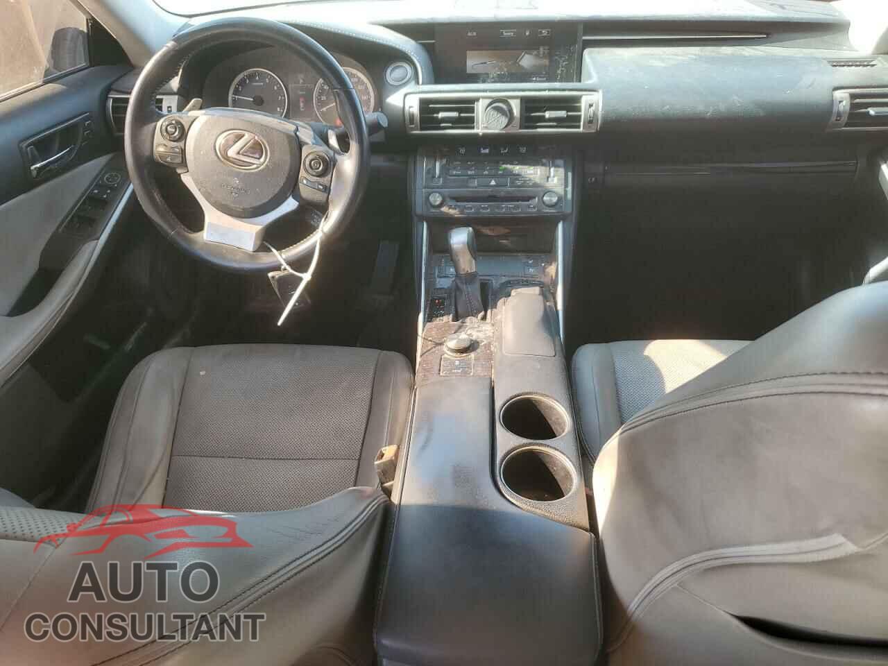LEXUS IS 2015 - JTHCF1D24F5018489