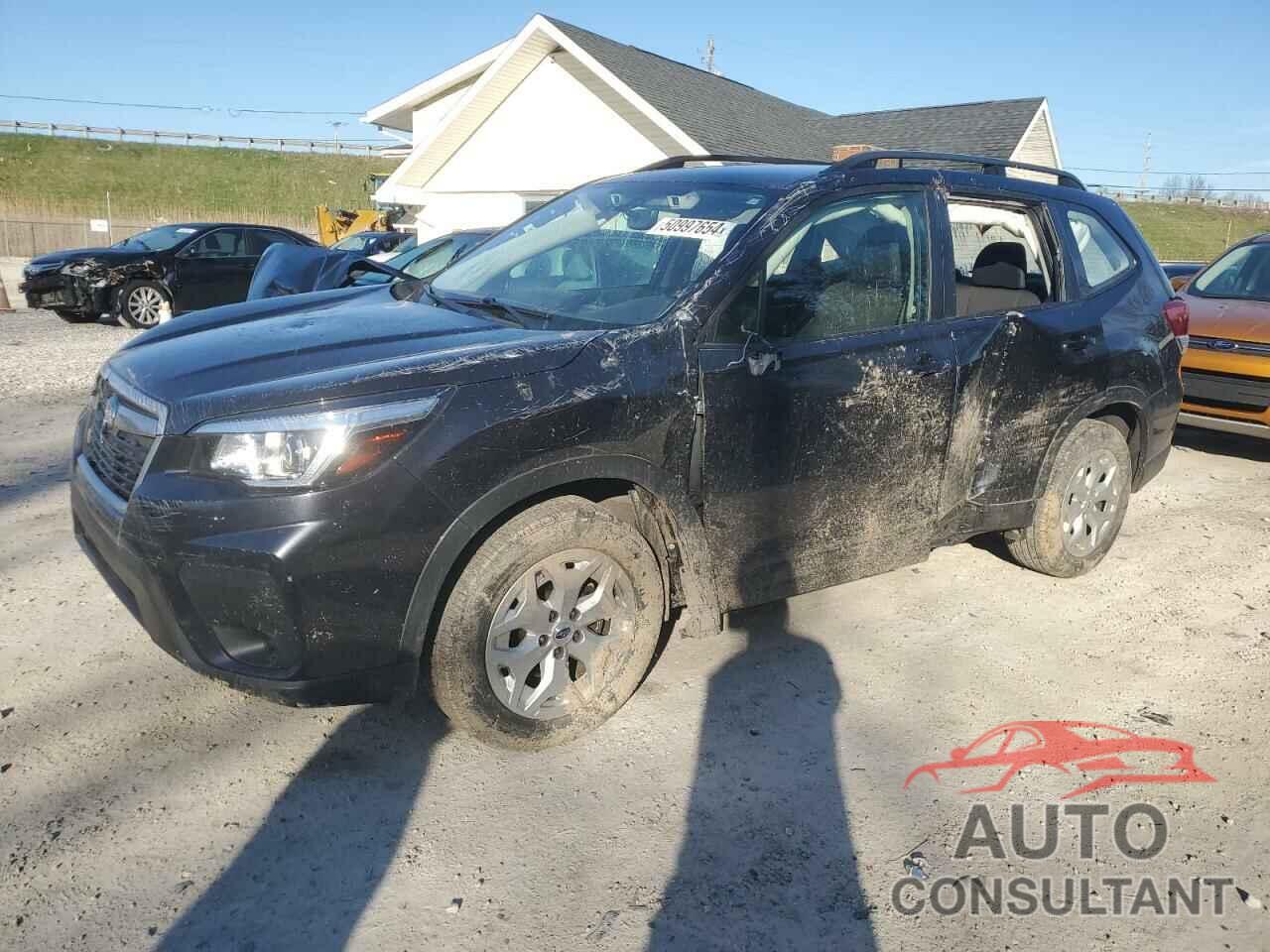 SUBARU FORESTER 2019 - JF2SKACC3KH484492