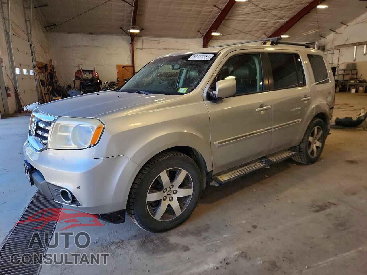 HONDA PILOT 2013 - 5FNYF4H99DB021478