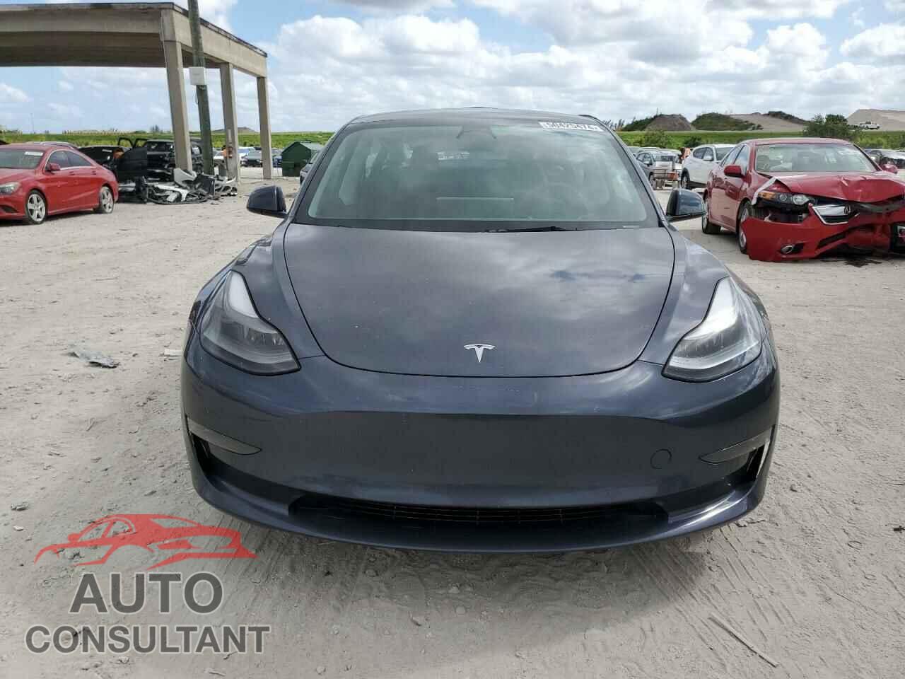 TESLA MODEL 3 2022 - 5YJ3E1EB2NF242635
