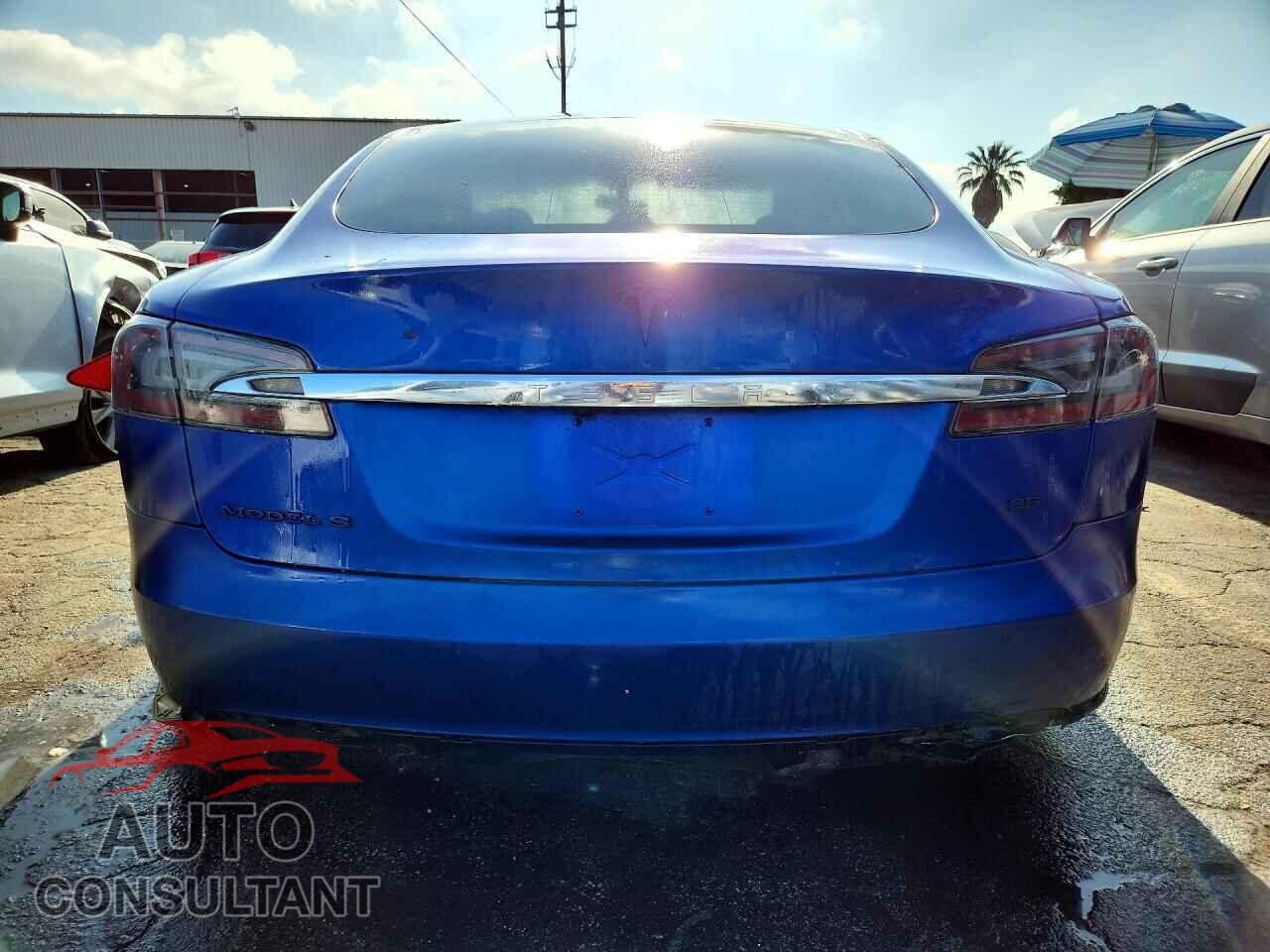 TESLA MODEL S 2013 - 5YJSA1CN6DFP04231