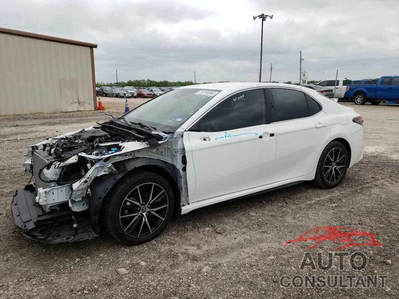 TOYOTA CAMRY 2021 - 4T1T11AK1MU554108